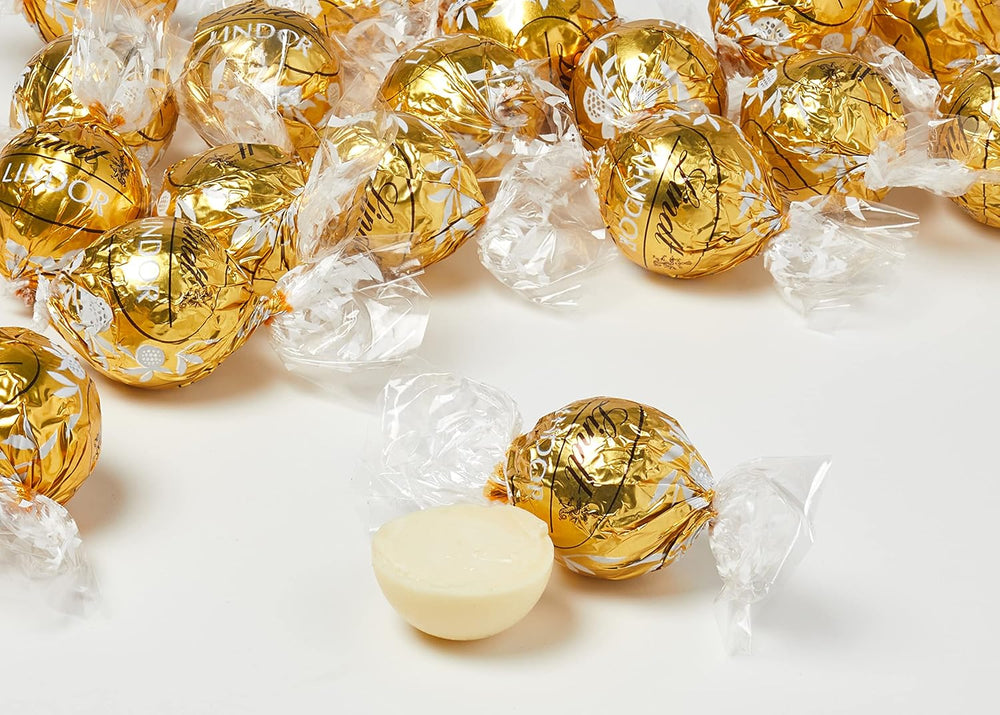 Palline di cioccolato bianco Lindt LINDOR | Busta da 137 g | ca. 10 palline di cioccolato bianco con ripieno scioglievole in bocca | Set regalo al cioccolato | Set regalo di cioccolato (confezione da 2)