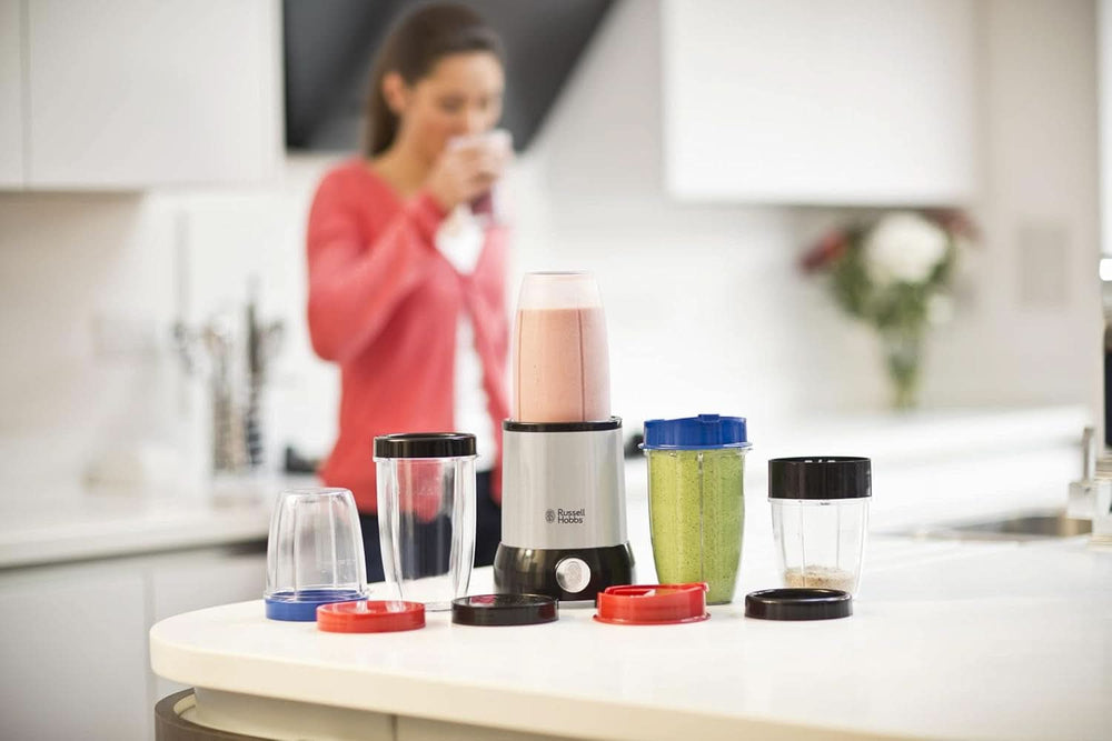 Russell Hobbs Mixer [Multifunzione - Robot da cucina] Nutriboost (Inkl. 5 Bpa-Free e Spülmaschinengeeignete Behälter + Deckel, 22.000 U/Min, 0.9 Ps-Motor) Elektrischer, Smoothie-Maker 23180-56 Kitchen Naty Shop