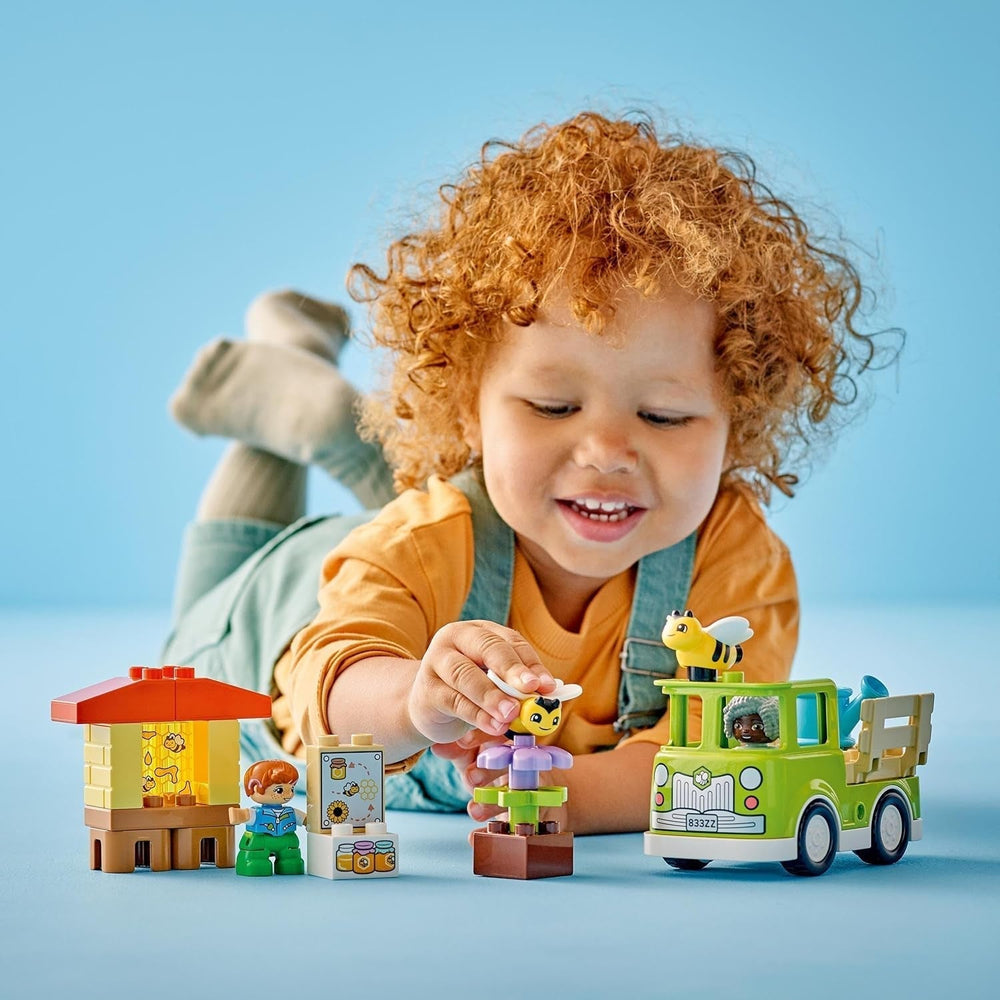 LEGO DUPLO Town Apicoltura e alveari, Giocattolo educativo per bambini con 2 personaggi e un camion mobile, Set di costruzione e ricostruzione, Giocattolo per bambini a partire da 2 anni 10419 Set di costruzione Besuche den LEGO-Store