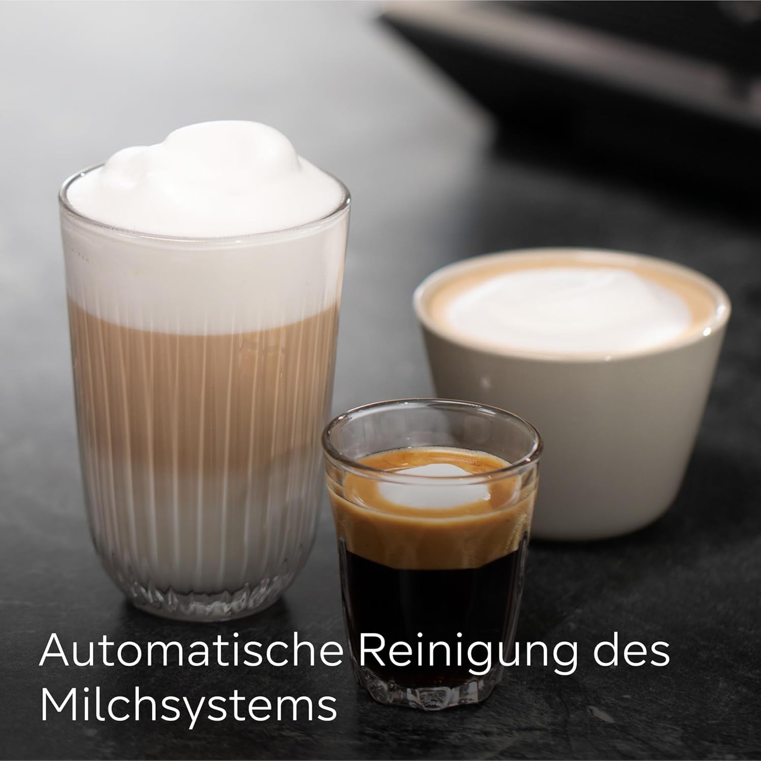 Espressor automat integral Siemens EQ700, ecran TFT color mare, 36 de băuturi calde și reci, cold brew, funcție 2 căni, control prin aplicație, sistem automat de curățare, oțel inoxidabil negru, TQ717D03