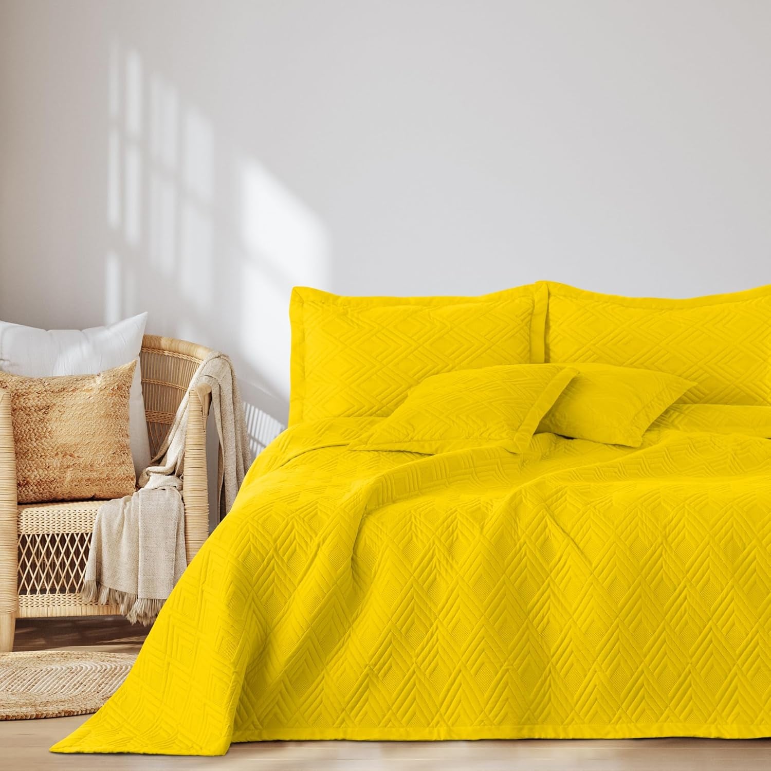 Ameliahome Cuvertură de pat 170X210 Cm Cuvertură de pat cu două fețe Ultrasonic Quilting Poliester Ophelia Dark Green Paturi si Cuverturi Besuche den AmeliaHome-Store Ofelia galben 220X240 Cm