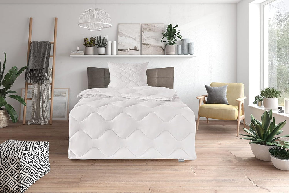 Traumnacht Cozy - Set de pat 4 sezoane, 1 X plapumă divizibilă 135 X 200 Set și 1 X pernă 80 X 80 Cm, certificat Ã-ko Tex, alb, dezvoltat în Germania ,( pachet de 2 ) Plapumi si pilote Naty Shop Pătură ușoară de vară 135 X 200 Set