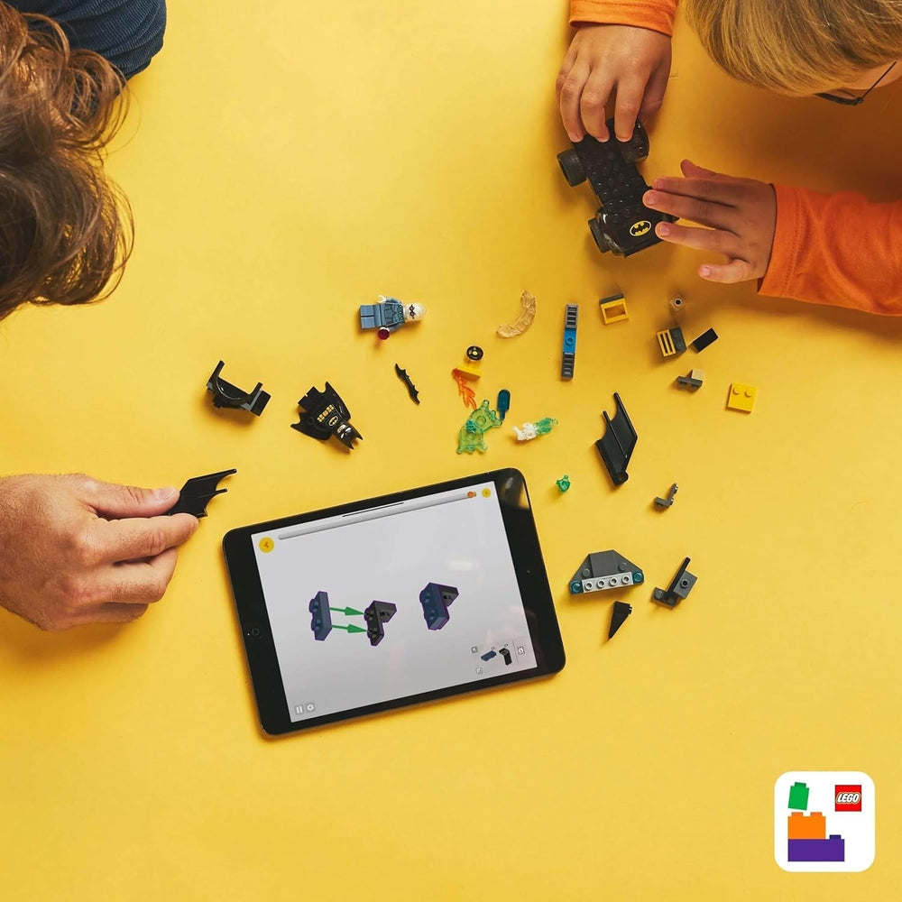 LEGO DC Batman: Batman e Batmobile vs. Mr. Freeze - Auto giocattolo del supereroe con 2 minifigure - Sparaghiaccio con elementi fuoco - Regalo per ragazzi e ragazze dai 4 anni 76301 Set da costruzione Besuche den LEGO-Store