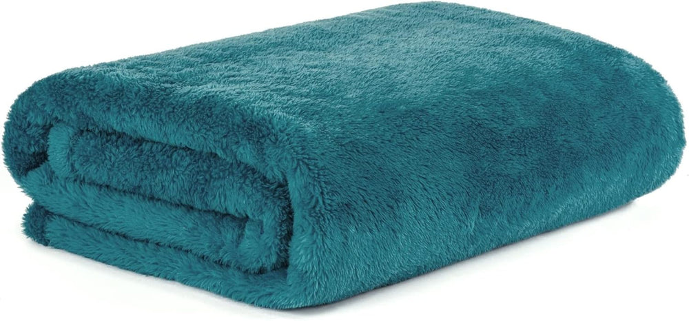 HOMLA Soffice e calda coperta in pile rosso - per divano e letto Comoda coperta Coperta per divano Coperta per soggiorno - di facile manutenzione 150 X 200 cm Letti e coperte rosa Besuche den HOMLA-Store Turchese 2 Poliestere rosso 150X200 cm