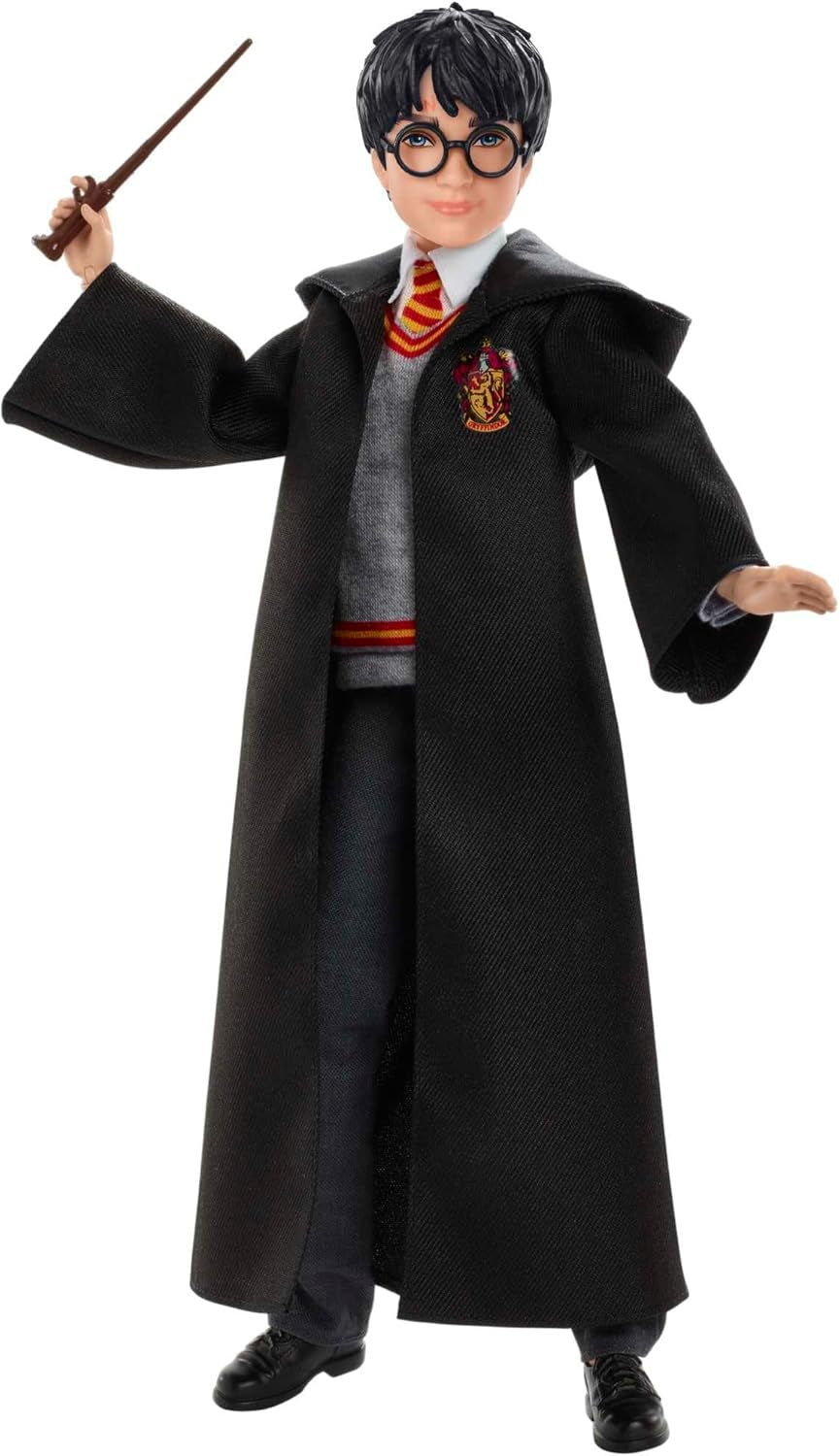 Mattel Harry Potter - Păpușă de colecție (aprox. 26 cm) cu uniformă Hogwarts, halat Gryffindor și baghetă, jucărie de la 6 ani FYM50 Action figures Naty Shop Pat de o persoană