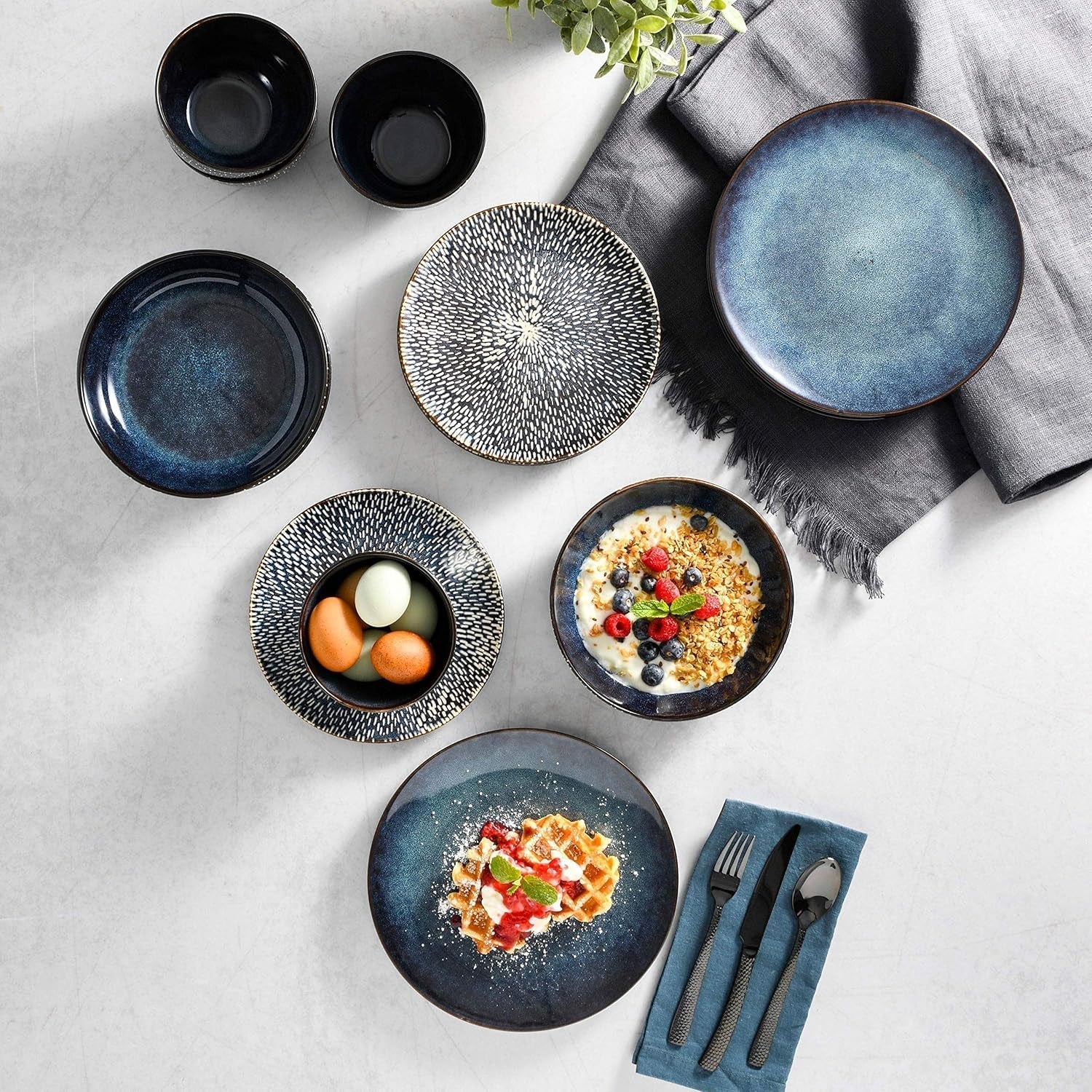 Matisse 16-Teiliges Geschirrset Mit Doppelschüsseln, Kobaltblau Seturi vesela masa Naty Shop