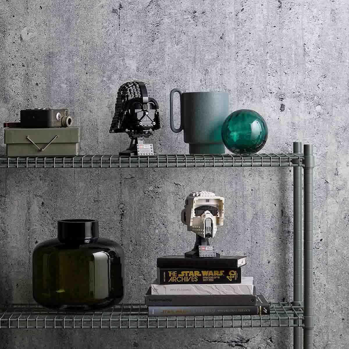 Set da costruzione per casco LEGO Star Wars Darth Vader per adulti, idea regalo per uomo, donna, lui o lei, modello da collezione da costruire ed esporre 75304 Set da costruzione Besuche den LEGO-Store