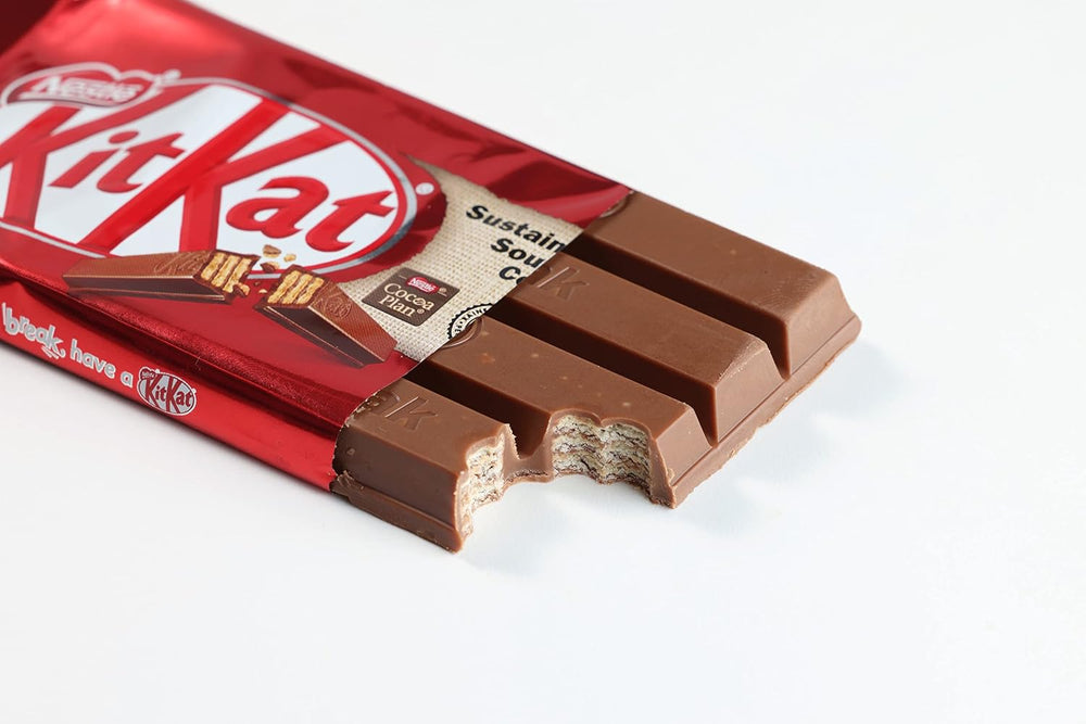 Barrette di cioccolato classiche Nestlé, barrette di wafer croccanti al cioccolato al latte, confezione da 48 (24 x 41,5 g)