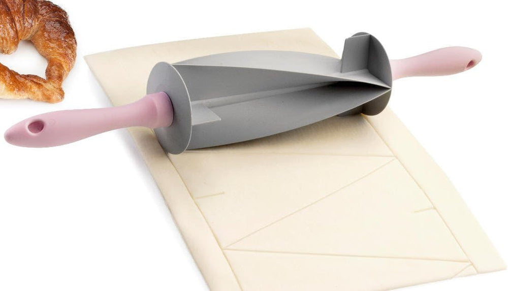 RODILLO CORTADOR DE Croissant, Plastica, grigio/rosa, 18 x 18 x 10 cm