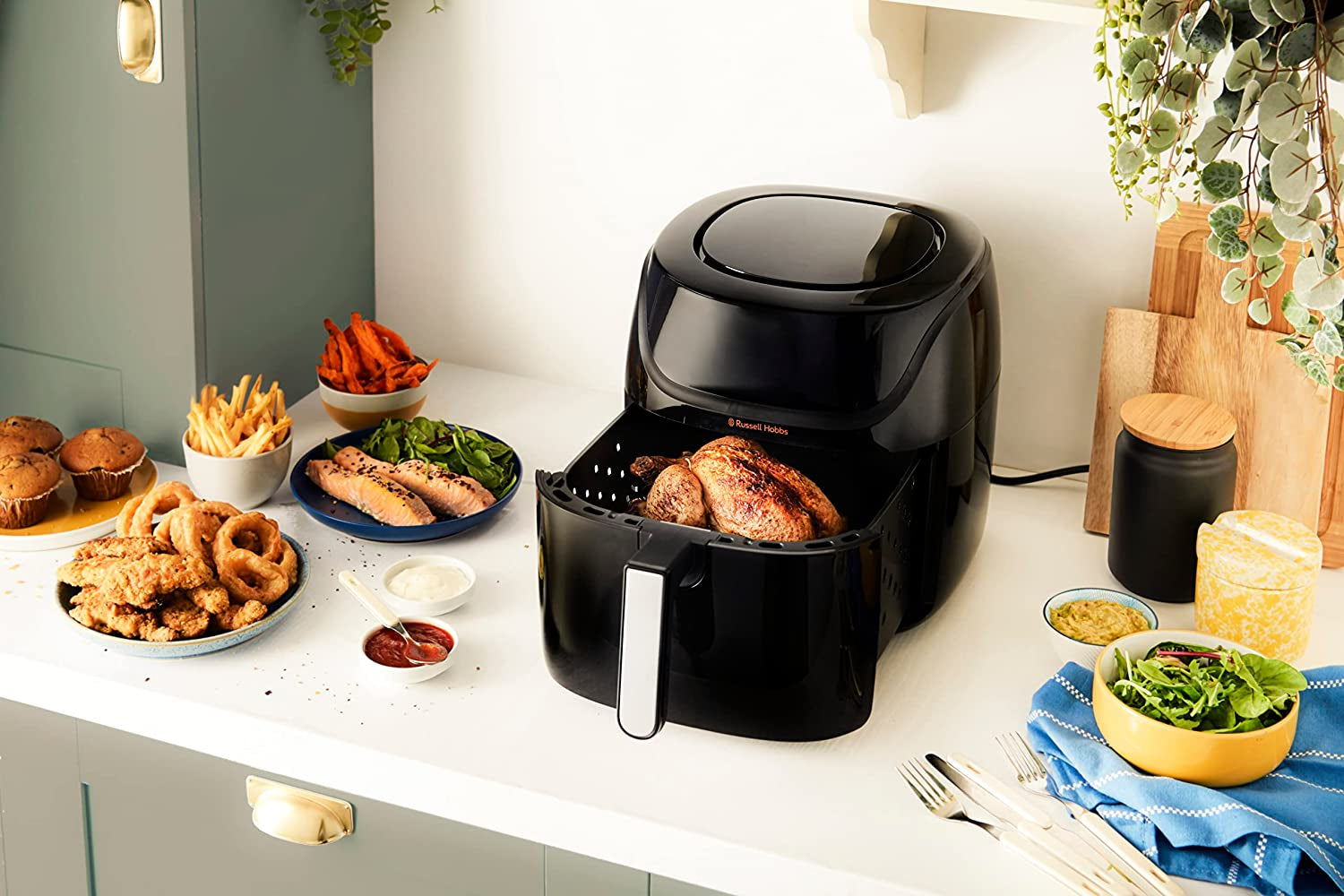 Russell Hobbs Air Fryer L 4L Friggitrice ad aria rapida, 7 funzioni di cottura, 10 programmi Elettrodomestici Naty Shop