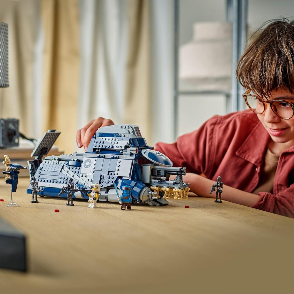 LEGO Star Wars: The Clone Wars MTT der Separatisten in der Schlacht von Felucia - Spielzeug mit Lichtschwert - Kinder Geschenk für Jungen und Mädchen - Modellbau zum Ausstellen und Sammeln - 75435