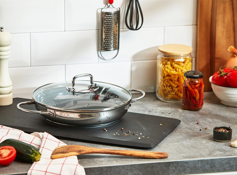 WMF Devil casseruola a induzione 26 cm con coperchio in vetro, acciaio inox rivestito in Cromargan, rivestimento in ceramica, resistente al forno Pentole e Padelle Naty Shop