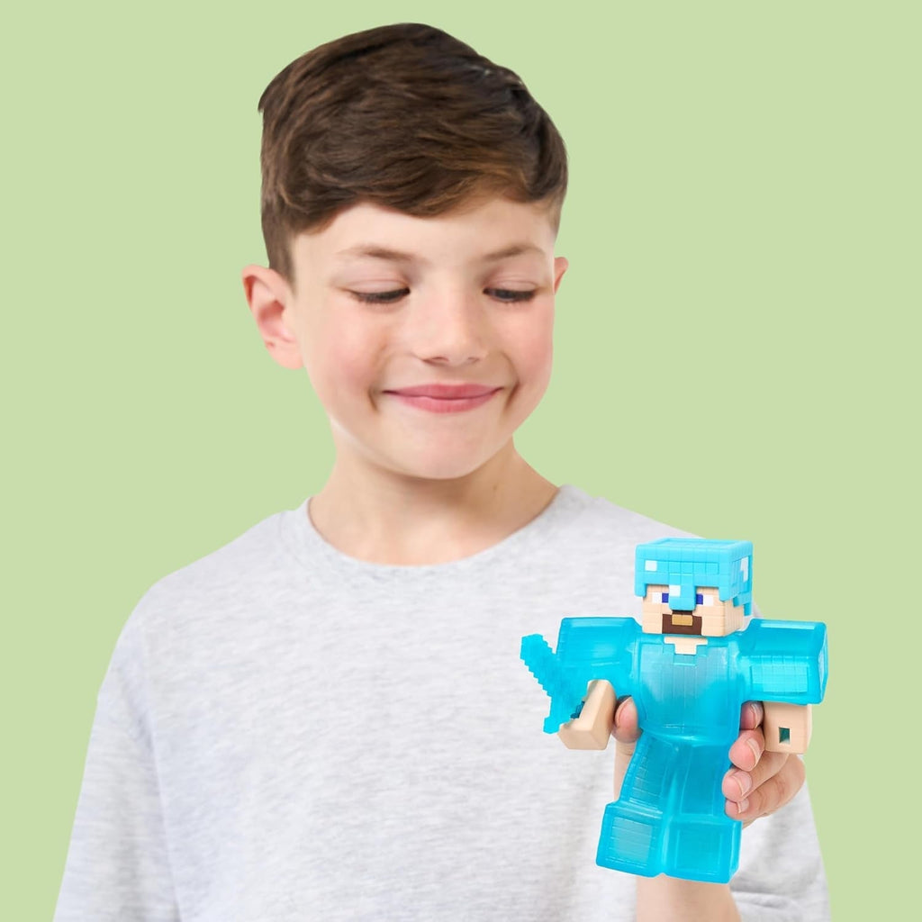 Heroes of Goo Jit Zu - figură Minecraft extensibilă - Steve cu armură și sabie de diamant, umplutură Goo super elastică cu element de diamant ascuns în interior, extensibilă până la trei ori dimensiunea Action figures Naty Shop