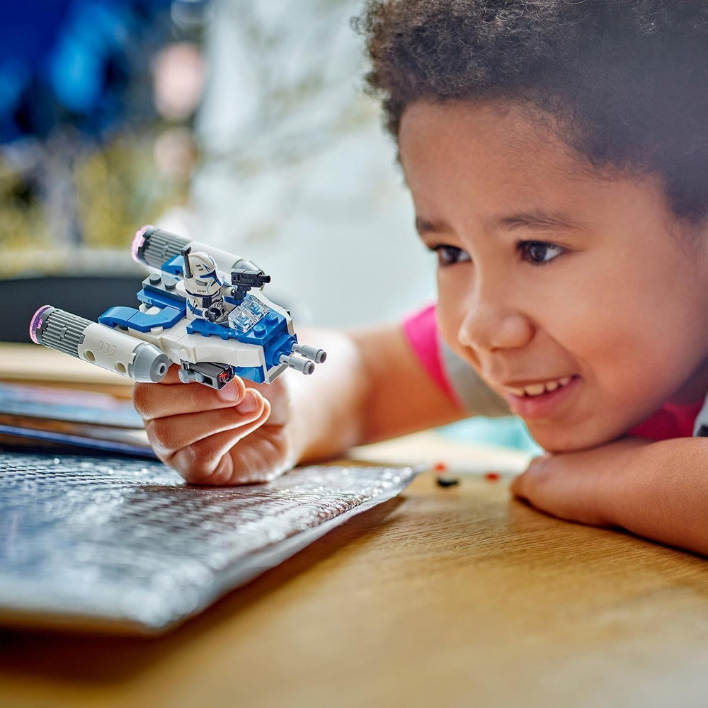 LEGO Star Wars Capitano Rex Y-Wing Microfighter Mattoncini da costruzione Astronave da collezione Idea regalo per ragazzi e ragazze dai 6 anni in su 75391 Set da costruzione Besuche den LEGO-Store