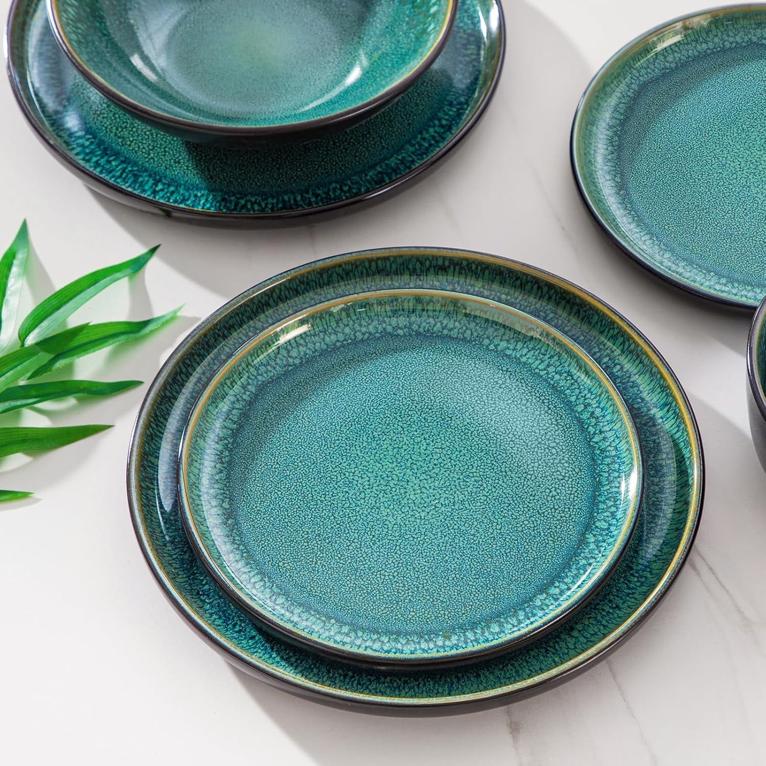 Set de veselă pentru 6 persoane, set de veselă din gresie Vancasso PLAYA, 24 de piese pentru 6 persoane, verde, inclusiv farfurii, farfurii de sumă, boluri și farfurii de salată, potrivit pentru mașina de spălat vase și cuptorul cu microunde