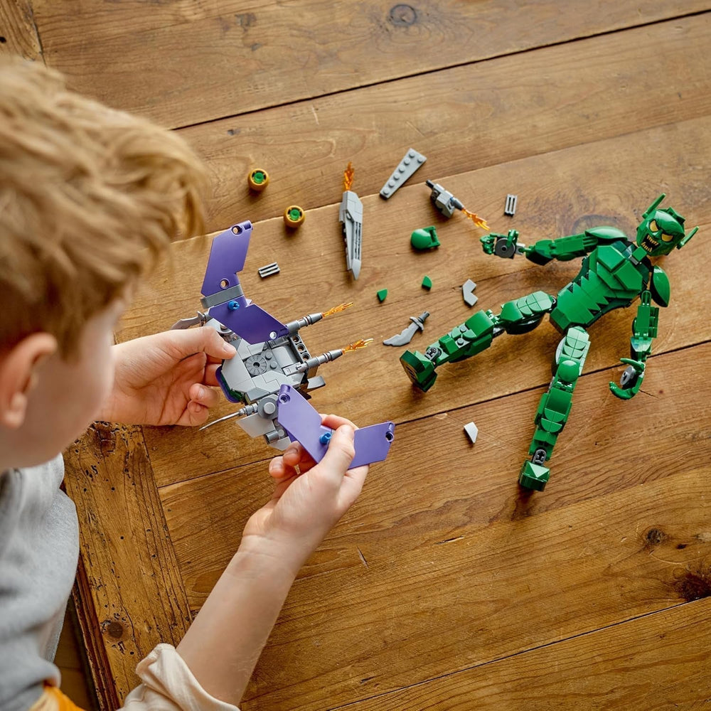LEGO Marvel Green Goblin Personaggio da costruzione, Giocattolo costruibile mobile del Super cattivo per bambini 8+, ragazzi e ragazze, Set universo di Spider-Man con cursori e bombe zucca, Idea regalo supereroe 76284 Set da costruzione Acquista dal negozio LEGO