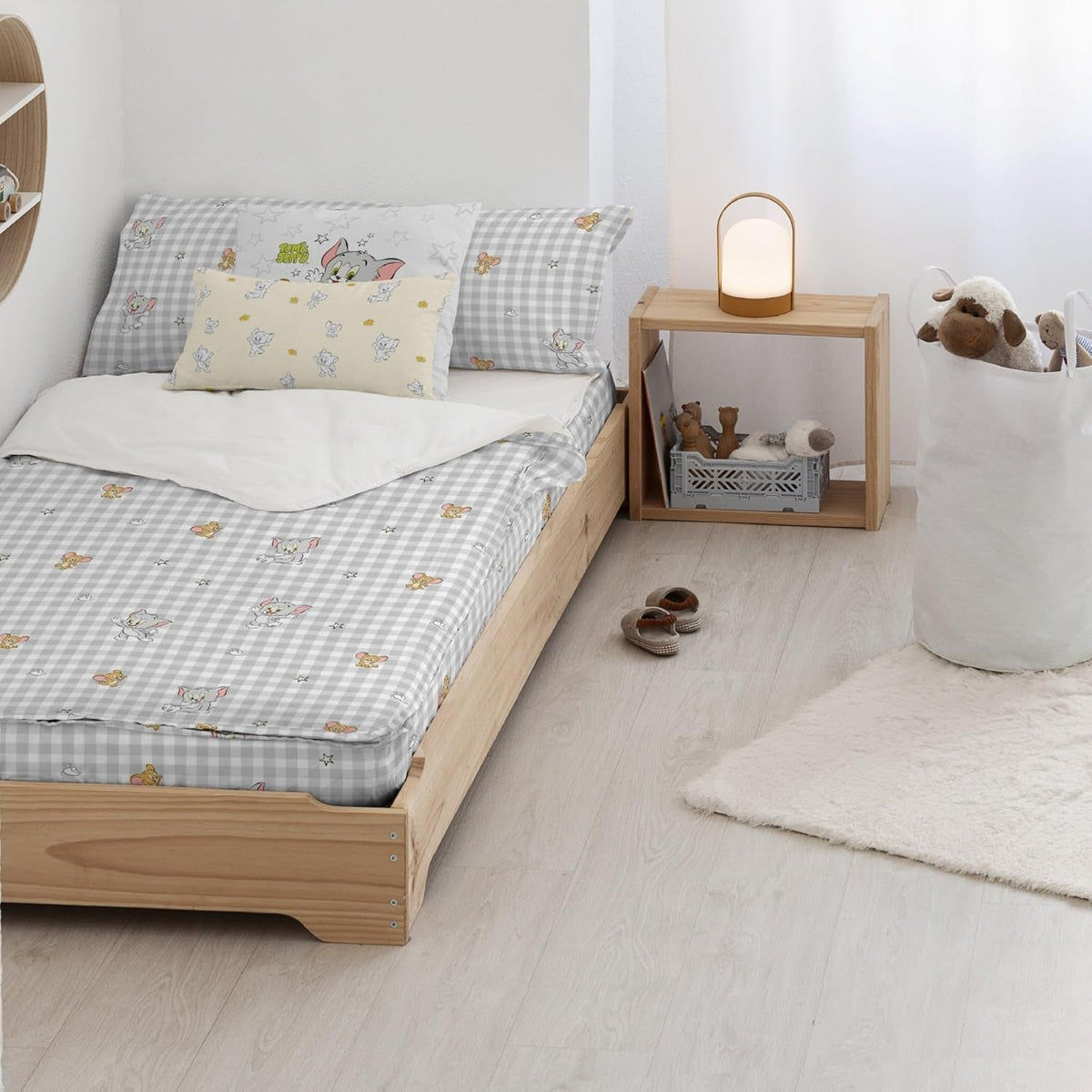 Non ancora Trapunta 100% cotone, modello Tom Jerry Vichy, per letti larghi 90 cm (90 X 200 cm) Trapunte e trapunte Naty Shop Tom Jerry Vichy Completo