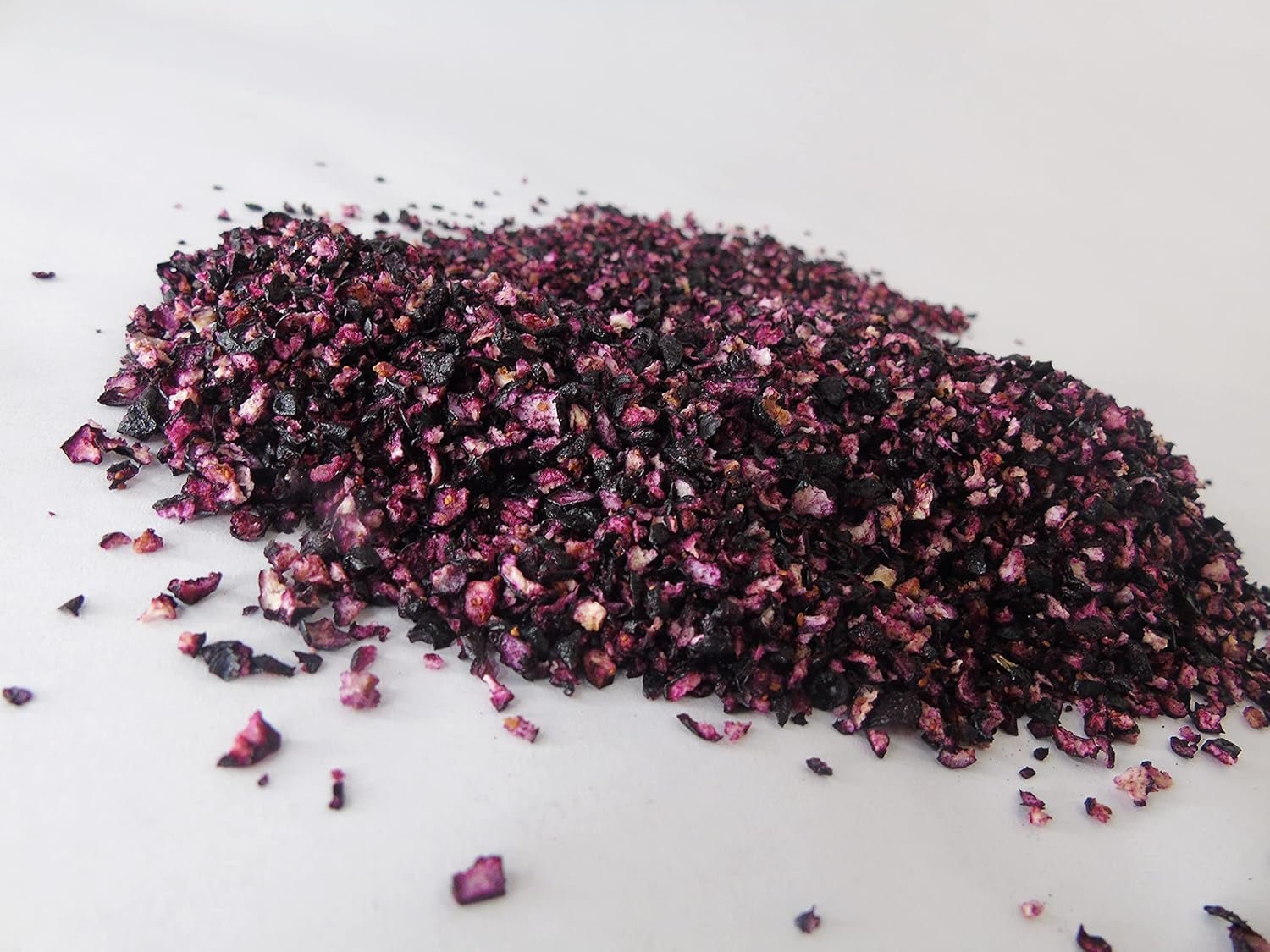 Afine liofilizate bucăți 100g - Afine liofilizate - Fructe liofilizate - Fructe uscate liofilizate - Perfect pentru coacere, decorarea prăjiturilor, muesli și deserturi Produse deshidratate Naty Shop