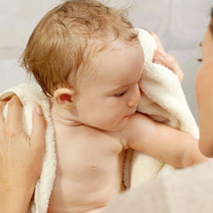 WELEDA Bagnoschiuma Baby Calendula Bio - con olio di mandorle, 200 ml Naty Shop Mamma e Bambino