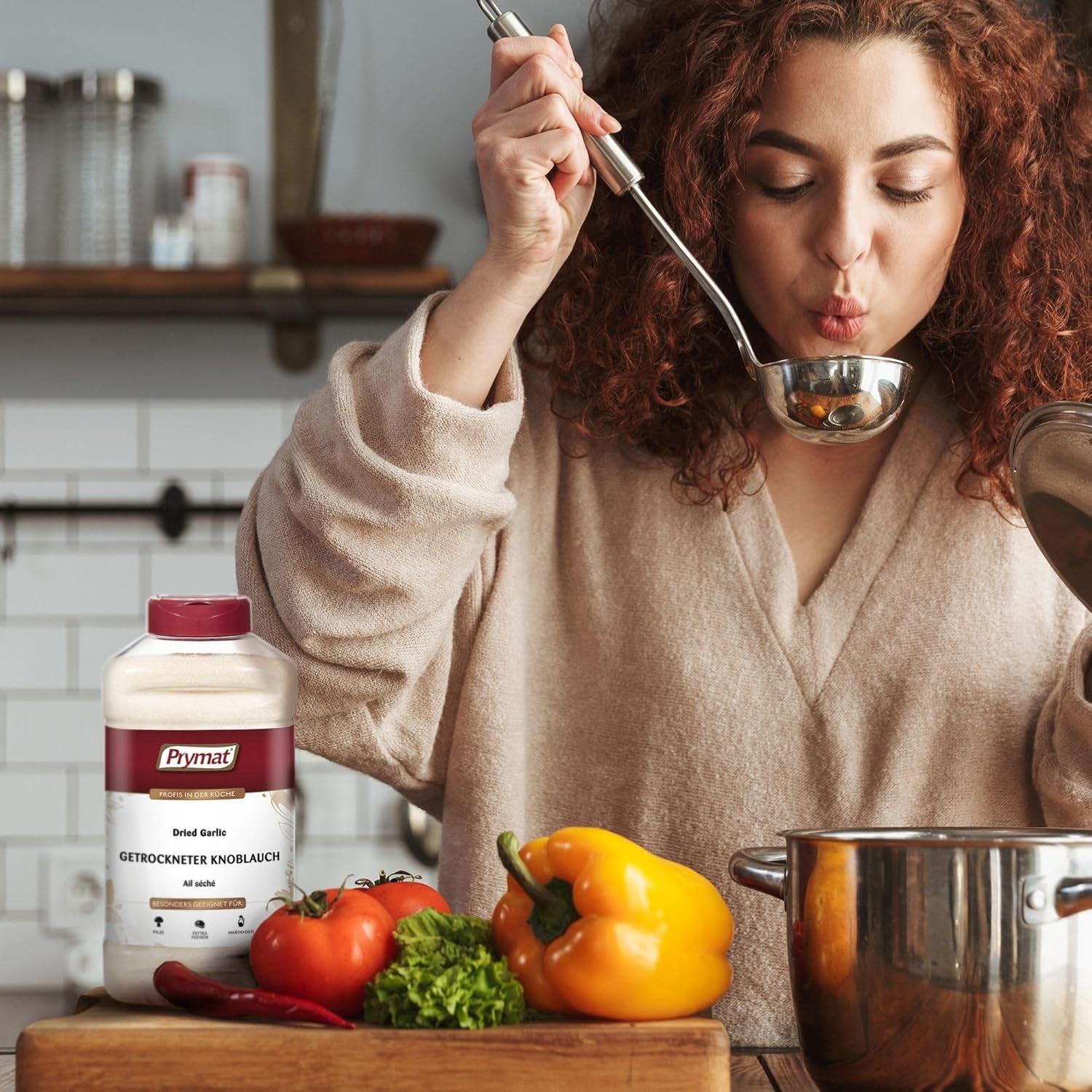 Prymat Getrockneter Knoblauch granuliert 1.05kg – Aromatisches Knoblauchgranulat zum Würzen von Fleisch, Fisch, Gemüse, Saucen, Dips & Marinaden – intensiv im Gesmack – ohne Zusätze