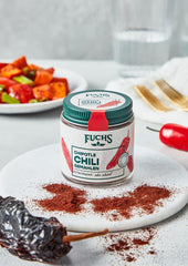 Fuchs Gewürze - Chipotle Chili gemahlen | Rauchiges Chilipulver | Peperoncino in polvere di qualità Premium 50 g im wiederverschließbaren Gewürzglas