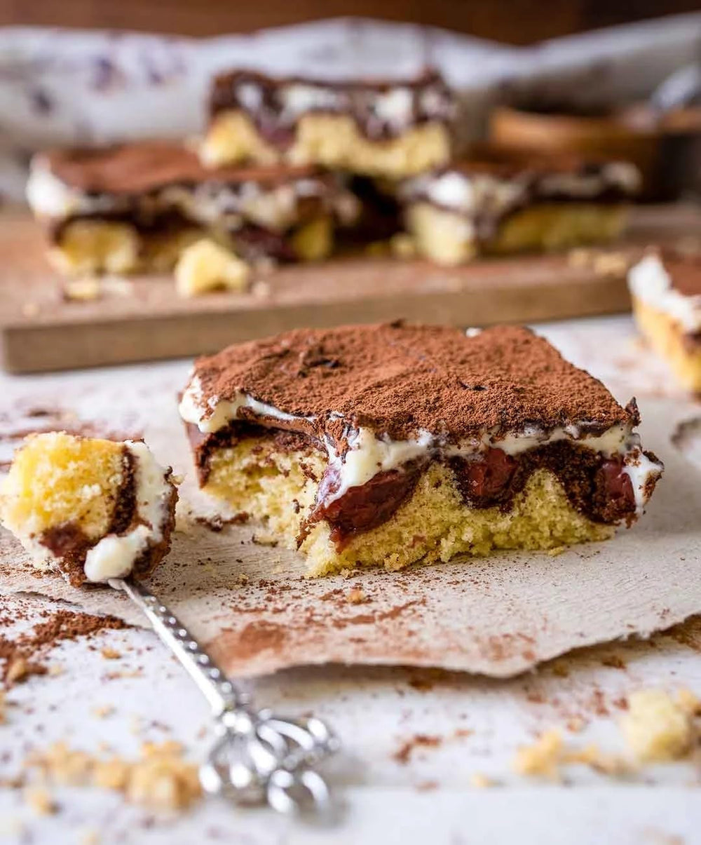 RUF Rührkuchen Backmischung, Nur Wasser & Öl Zugeben, Rezeptur Für Blechkuchen, Kastenkuchen, Muffins, Gugelhupf Und Tortenböden, 1X1000G Miscela per cuocere e cuocere Naty Shop