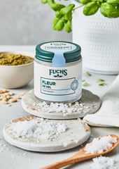 Fuchs Gewürze - Fleur de Sel | Sale Nobile da Condimento per Asparagi, Frutti di Mare e Pesce | Meersalz in qualità Premium 100 g im wiederverschließbaren Gewürzglas