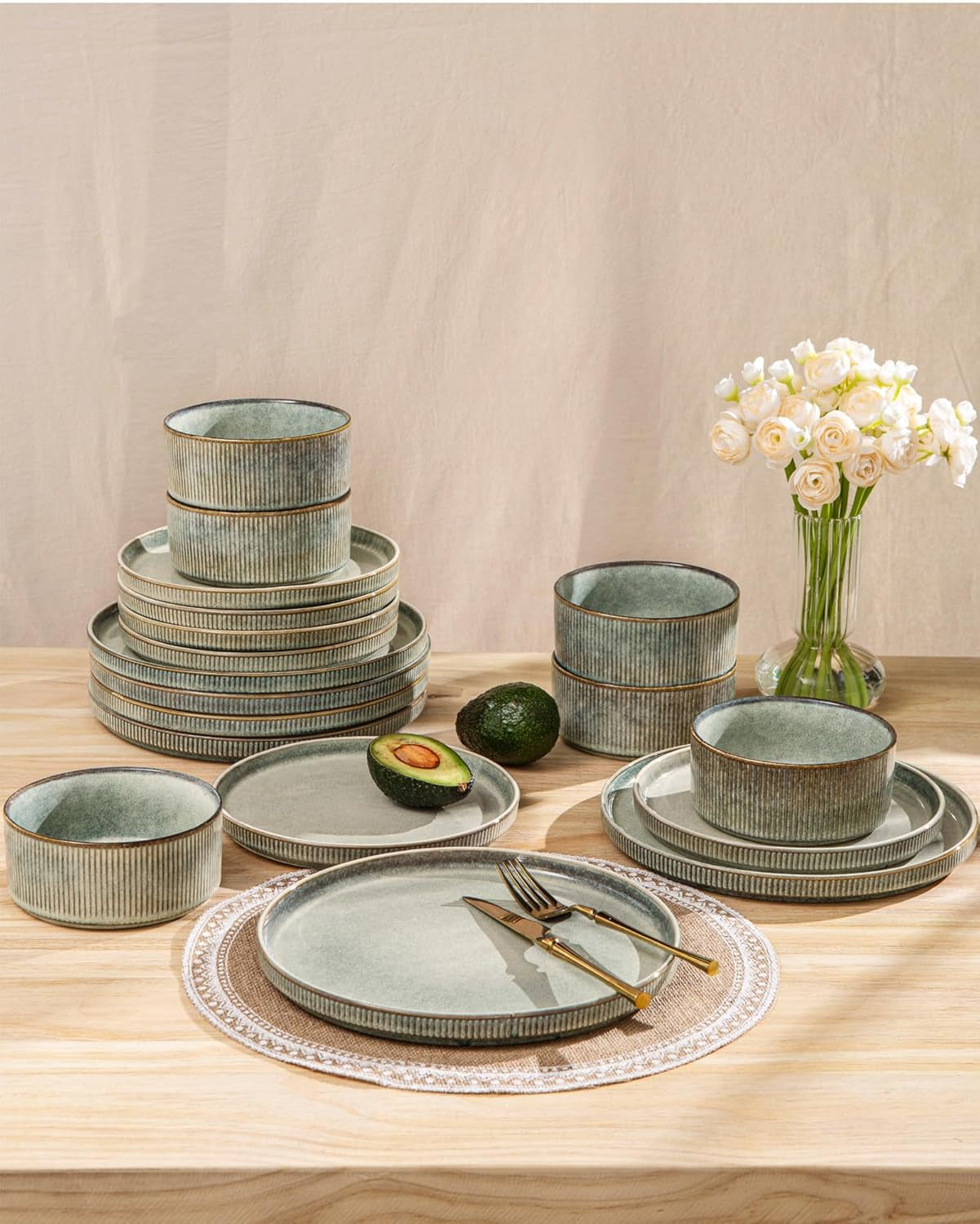 Set de veselă din gresie GBhome pentru 6 persoane, 18 piese, glazură reactivă, set de veselă din gresie lucrat manual, potrivit pentru cuptorul cu microunde și mașina de spălat vase, set de bol și farfurie