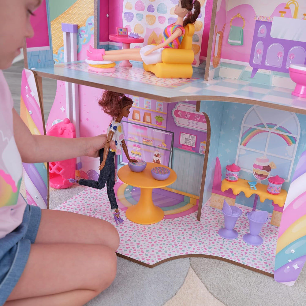 KidKraft Casă de păpuși din lemn, Castel cu bomboane, cu mobilier și accesorii, Casă cu figurină lamă unicorn, lift cornet de înghețată și scaun ursuleț gumat pentru păpuși, Jucărie pentru copii de la 3 ani în sus, 20242