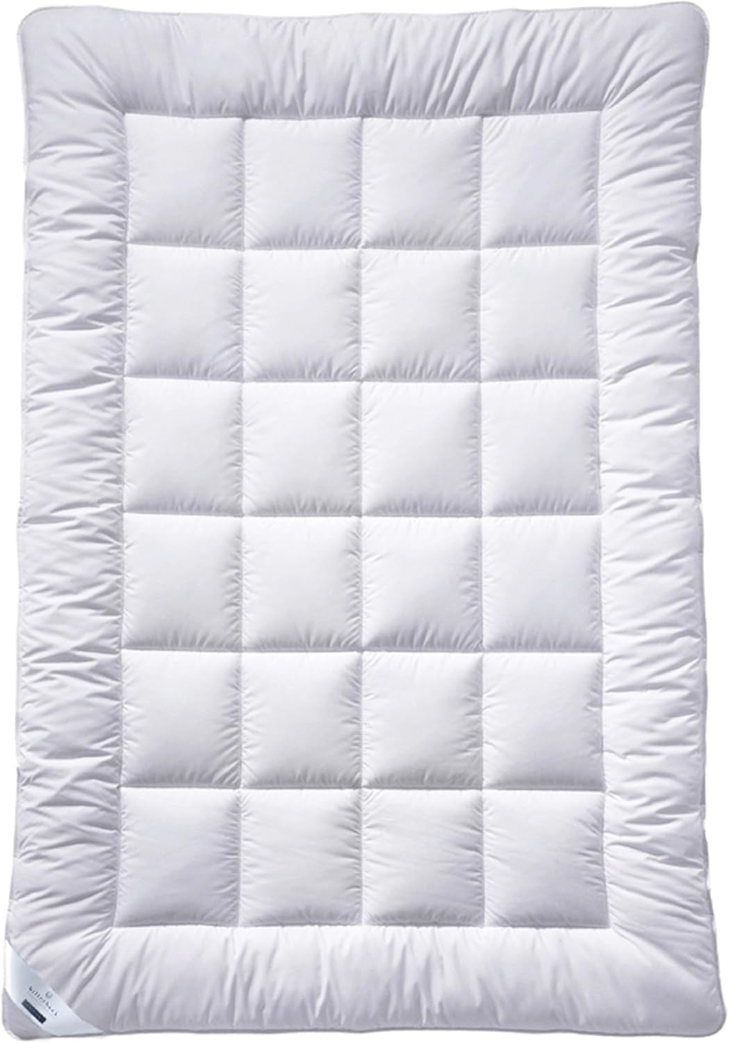 Plapuma Billerbeck E22 Wash-Star UNO - plapuma all-season - 135 X 200 cm - plapuma din fibre - Magicfill® - fibre goale, 100% poliester - cu Eco Wash-Egg Plapumi si pilote Naty Shop Mediu (M) 135 X 200 Cm