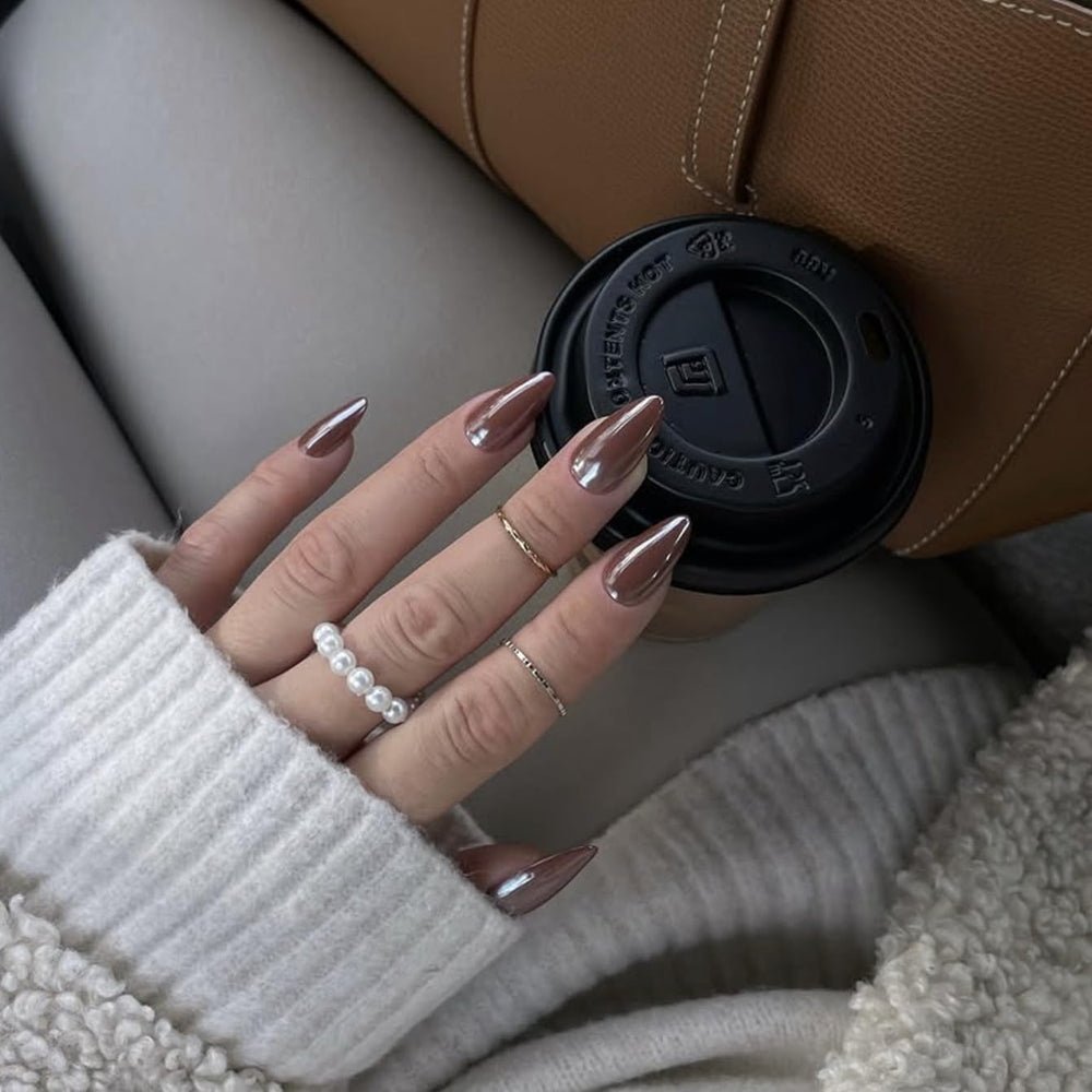 Unghii cromate autoadezive - Unghii maro cu sclipici pentru lipire, culoare migdale medii, unghii false strălucitoare, unghii artificiale pentru lipire, unghii acrilice glazurate pentru femei, 24 bucăți