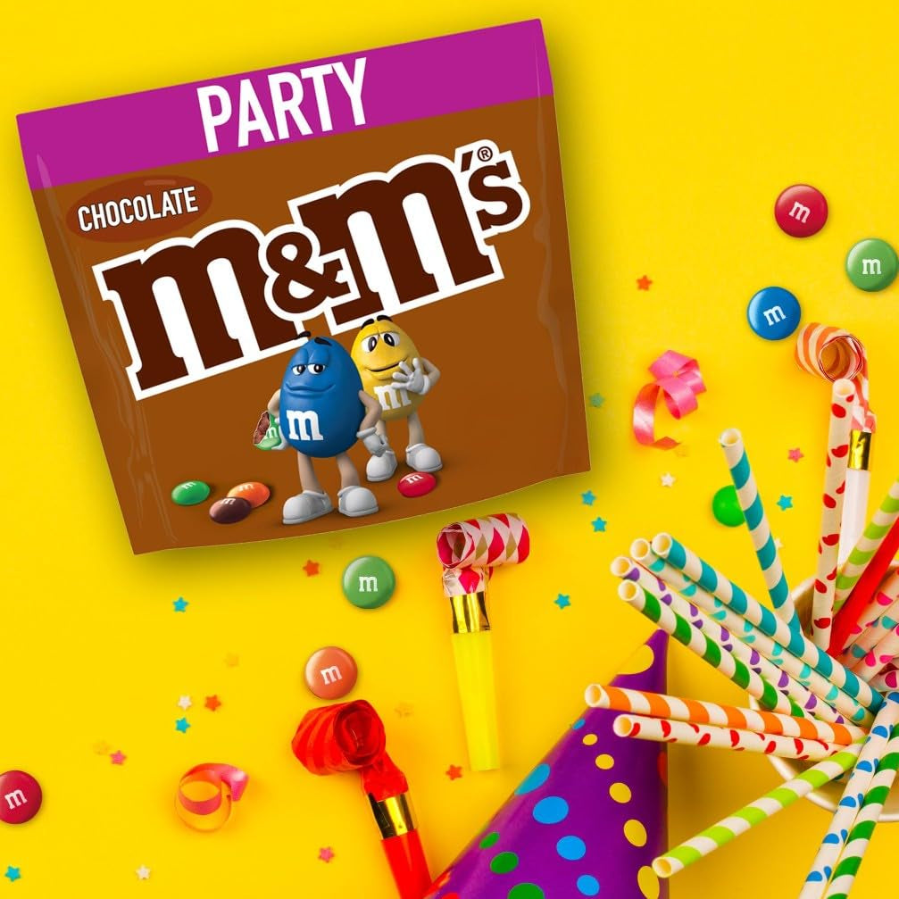 Confezione grande di M&M's al cioccolato, lenticchie croccanti al cioccolato con glassa di zucchero colorata, party mix, 1 x 800 g, caramelle a tema football americano