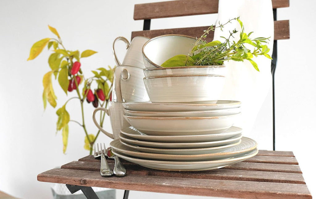 MÄSER 931371 Serie Nottingham Vintage Teller-Set Für 4 Personen, 8-Teiliges Tafelservice Mit Speiseteller Und Suppenteller Im Unregelmäßig Runden Retro Look, Steinzeug, Beige Seturi vesela masa Naty Shop