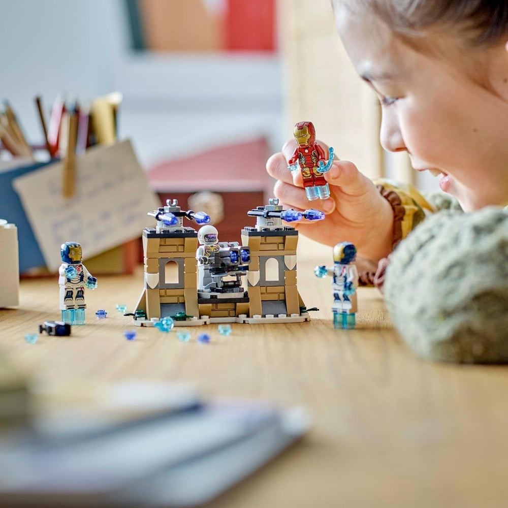 LEGO Marvel Iron Man e Iron Legion vs. Soldato Hydra, giocattolo da costruzione degli Avengers, set da gioco creativo per bambini e fan dei supereroi, regalo per ragazzi e ragazze di 6 anni 76288 Set da costruzione Acquista dal negozio LEGO