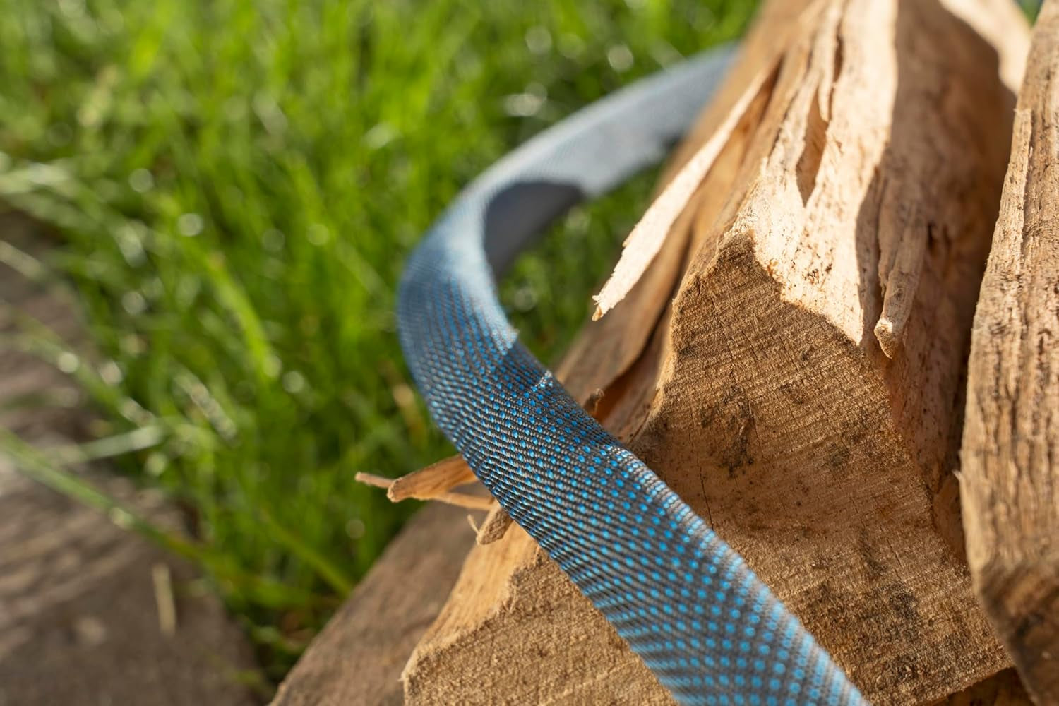 Set Gardena Liano Xtreme 1/2 inch, 10 m: Furtun de grădină extrem de robust din material textil, pentru robinete de interior, cu furtun interior din PVC, ușor, rezistent la intemperii (18460-20)