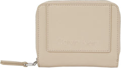 Calvin Klein Ladies Ck Set Zip Around W/Flap Md Purses Portofel Femei Naty Shop Gri (Doeskin) Os