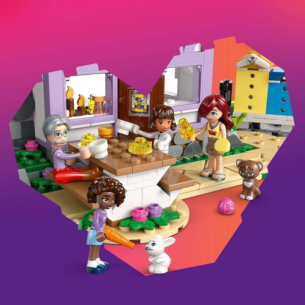 LEGO Friends Casa e giardino fiorito Set da costruzione L'apicoltore Playset natura Regalo per ragazze 12+ Modello costruibile Set 4 minifigure e figure di animali Gatto e coniglio 42669 Set da costruzione Besuche den LEGO-Store