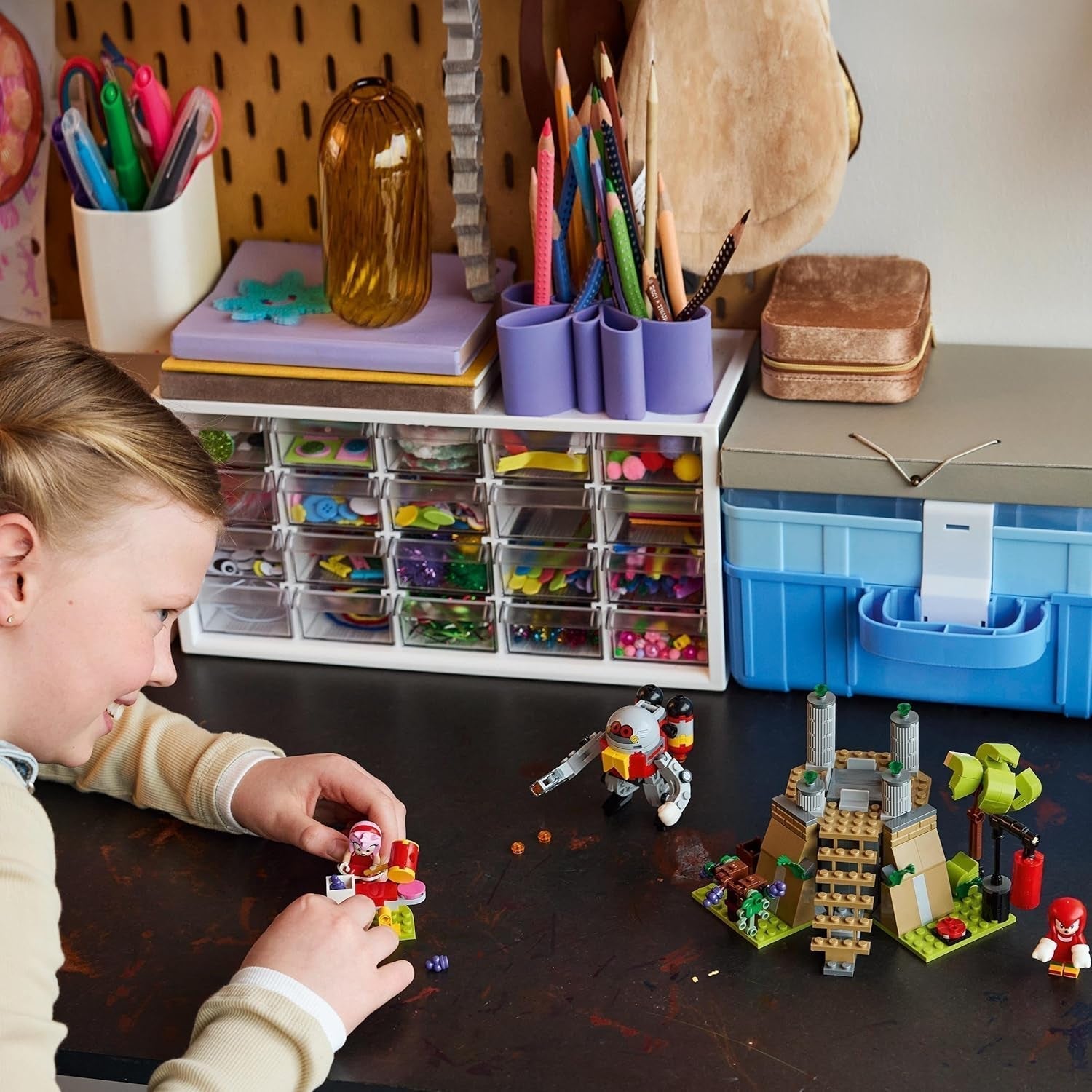 LEGO Sonic the Hedgehog Knuckles e il Santuario del Maestro Smeraldo Giocattolo da collezione Regalo per giocatori Avventura Set da costruzione per ragazzi e ragazze 8 anni 76998 Set da costruzione Acquista il negozio LEGO