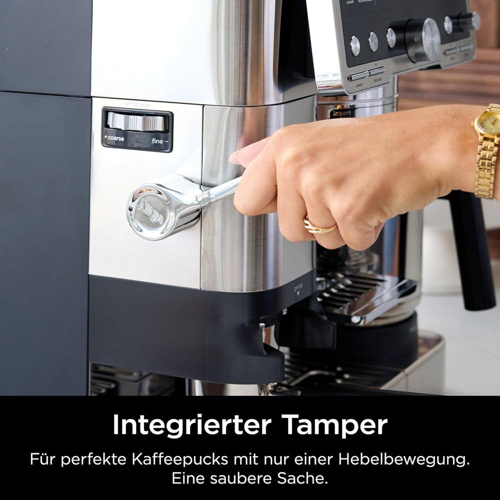 Aparat de cafea Ninja Luxe Pro 3 în 1 cu râșniță și spumator pentru latte, cappuccino, Cold Brew și espresso, ușor de utilizat, 5 presetări pentru spumator, argintiu, ES701EU