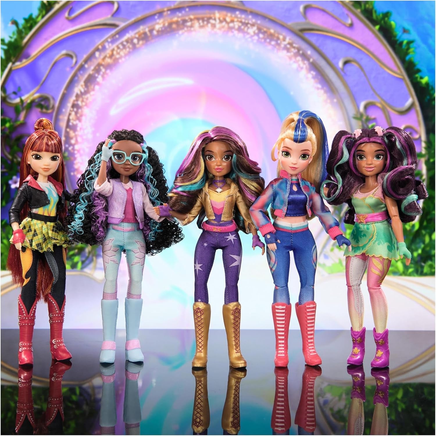 Păpușa Valentina de la Unicorn Academy - păpușa originală din popularul serial Netflix, cu o înălțime de 24 cm și 5 accesorii pentru jocuri de rol imaginative, pentru copii cu vârsta de 4 ani și peste