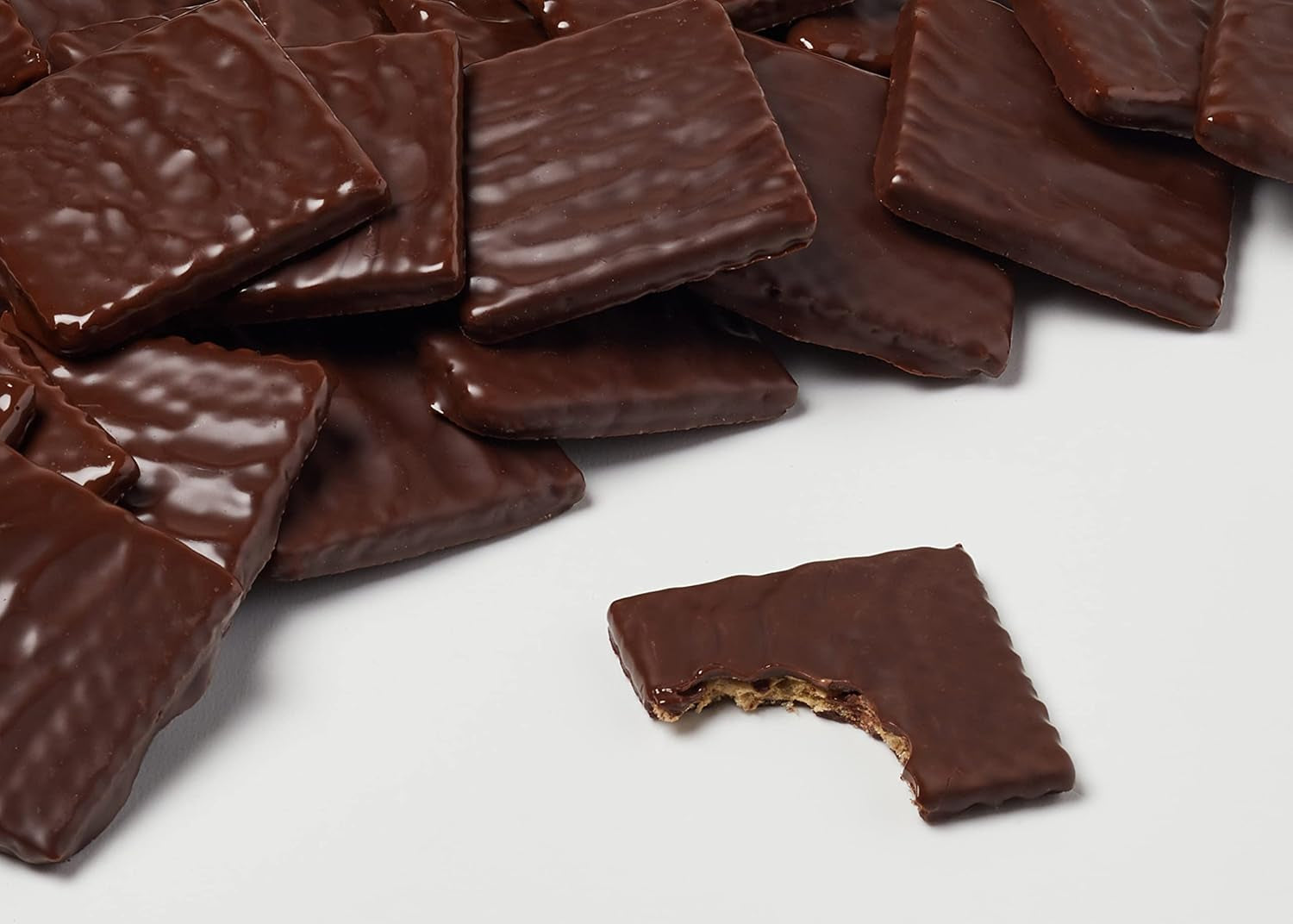 Napolitane crocante cu ciocolată neagră Finesse – Napolitane cu ciocolată, 100 g