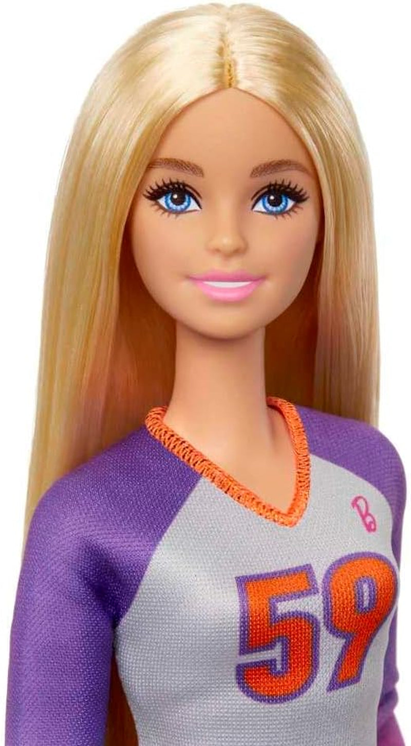 Barbie Made to Move - Păpușă jucătoare de volei cu tricou și minge - 22 de articulații pentru joc realist, include volei și îmbrăcăminte sport, HKT72 Papusi Naty Shop