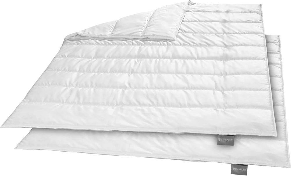 Set biancheria da letto Traumnacht Green - Trapunta per tutte le stagioni 135X200 cm + cuscino 80X80 cm, resistente con rivestimento in microfibra, prodotto secondo gli standard di qualità tedeschi. Piumini e trapunte Naty Shop Set di coperte invernali (set da 2) 135 X 200 cm