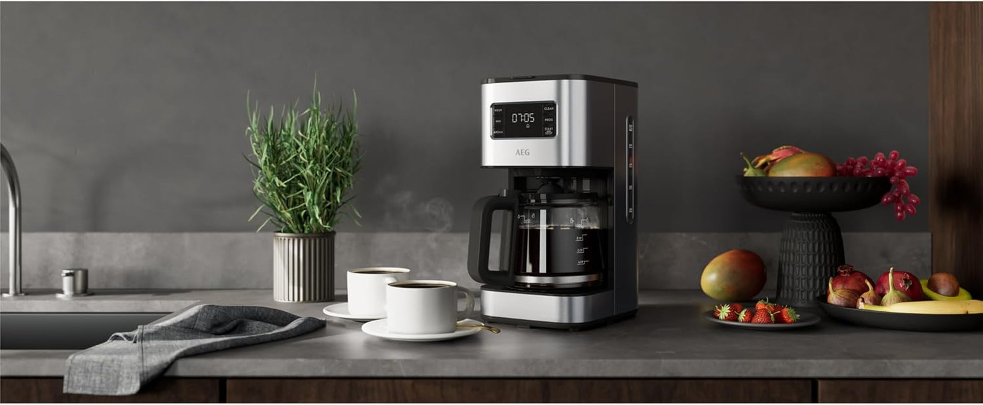 Espressor AEG Deli 5, 1,5 l, temporizator programabil, funcție de menținere la cald, oprire de siguranță, indicator nivel apă, dozaj optim, funcție anti-picurare, oțel inoxidabil, CM5-1-6ST