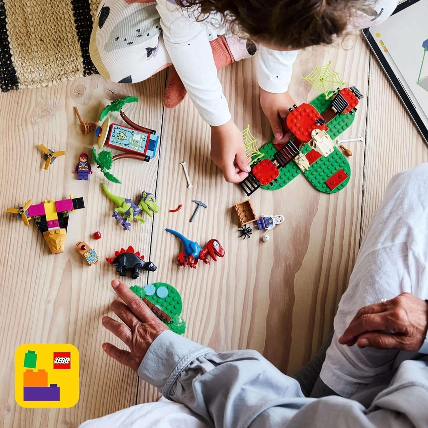 LEGO Marvel Showdown alla casa sull'albero: Spidey-Rex vs. Gobby-Raptor, set da costruzione e gioco per dinosauri, regalo di dinosauri giocattolo per ragazzi e ragazze 4+, Spidey e i suoi super amici 11200 set da costruzione Acquista il negozio LEGO