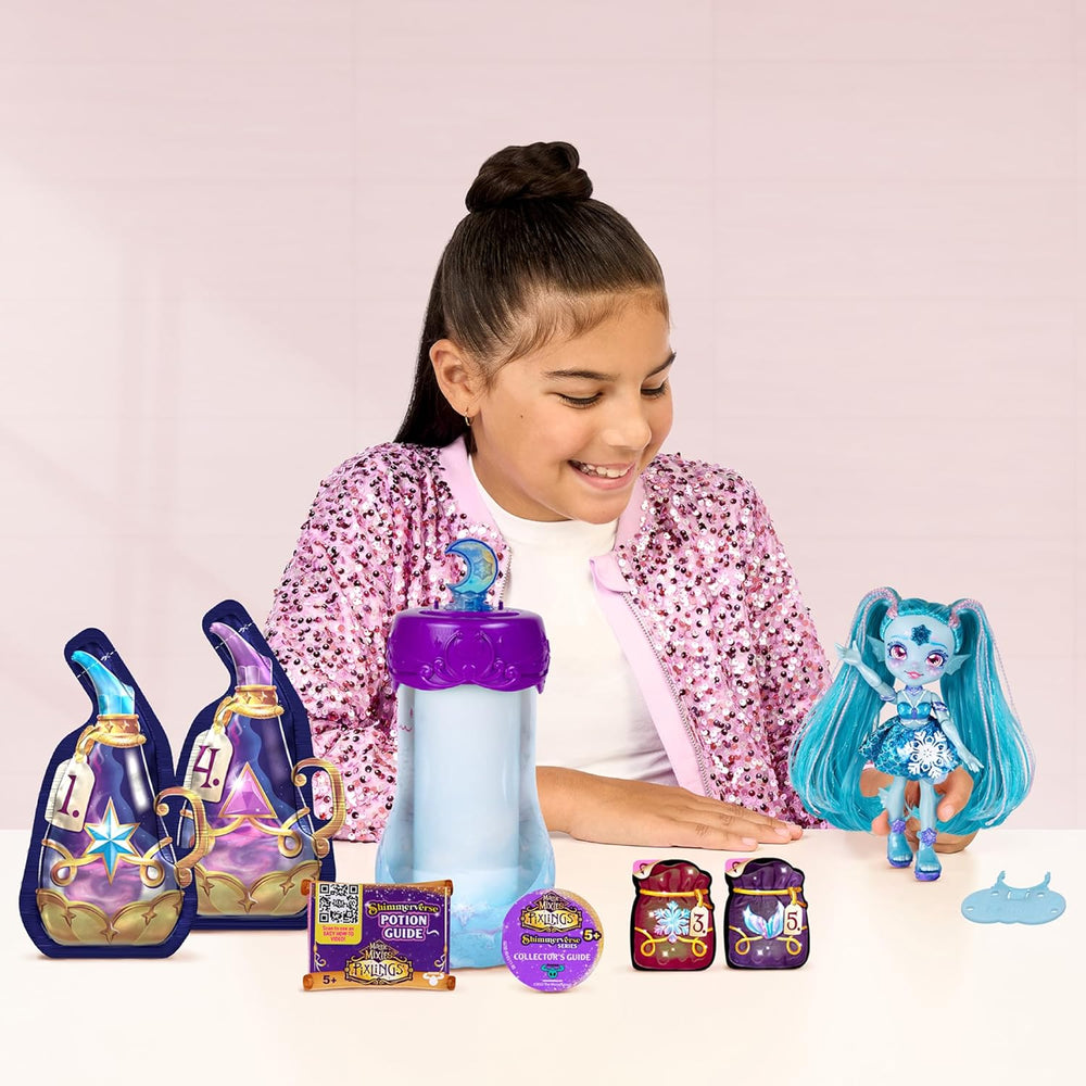 Păpuși Magice Pixlings, 4 Păpuși Asortate – 2 Noi – Păpușă de Modă 15 cm – Poțiuni Magice – Jucărie Secretă cu Poțiuni (MG101000)