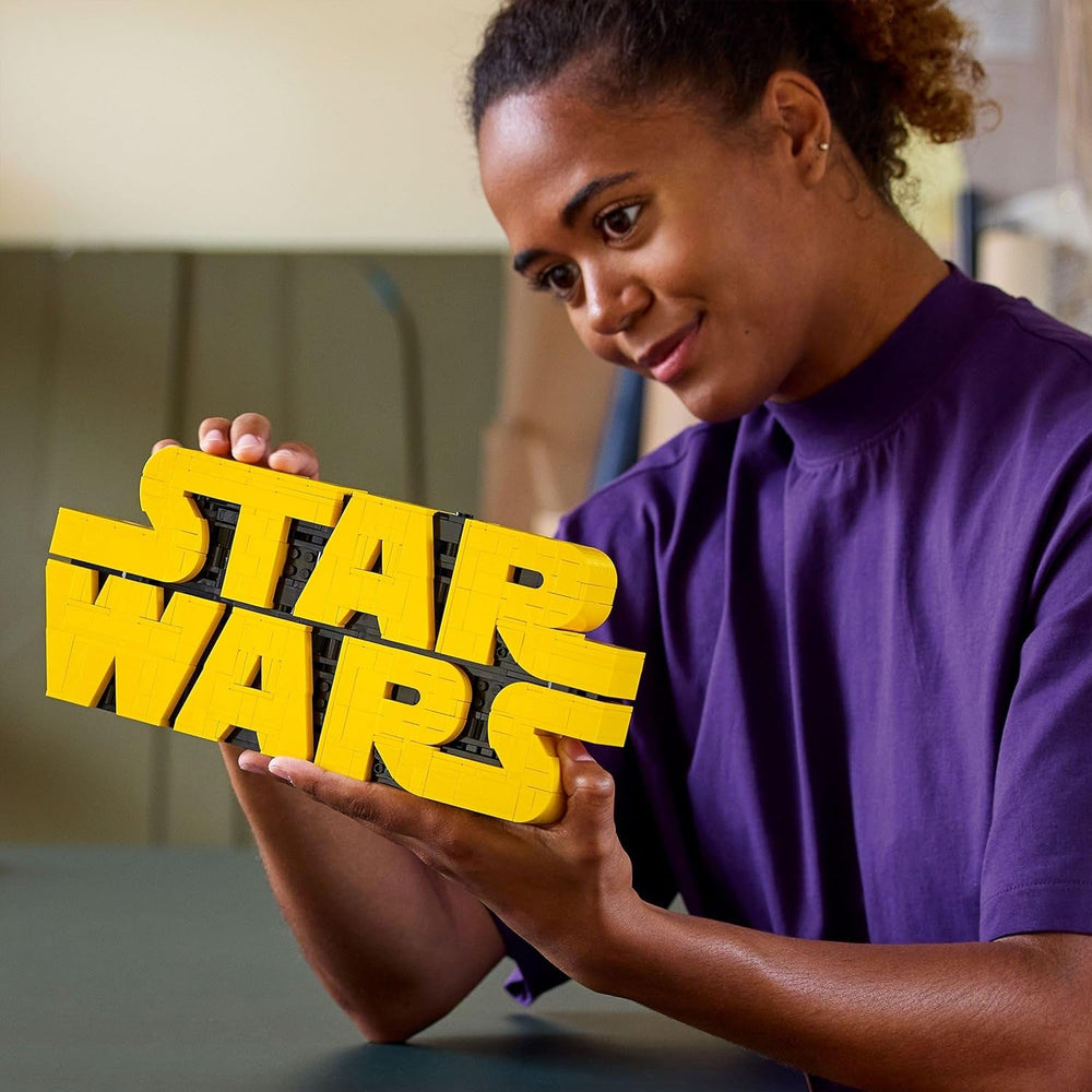 LEGO Star Wars 75407 Star Wars Logo Bricks - Set de construcție pentru adulți de colecționat - Model de cultură pop - piesă de prezentare pentru birou - Idee de cadou pentru adulți și fani adolescenți Seturi de constructie Besuche den LEGO-Store