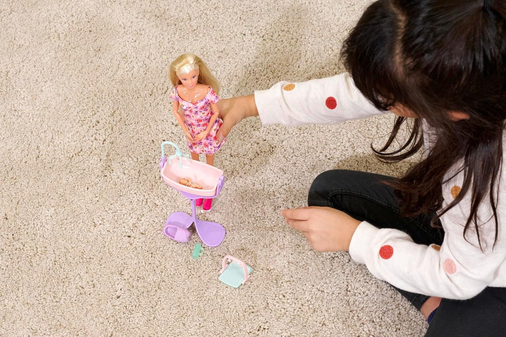 Simba 105733680 Steffi Love Doll Hello Baby (29 cm) - Păpușă însărcinată cu burtică în creștere, păpușă bebeluș și accesorii - Jucărie pentru copii, fete și băieți de la 3 ani