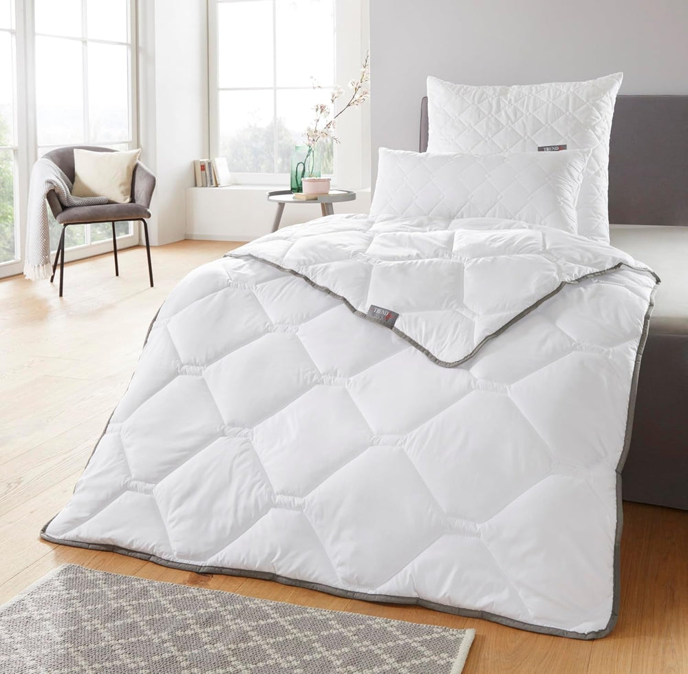 Badenia Trendline Micro Resistente Alla Bollitura, Trapunta Leggera Estiva, Lavabile in Lavatrice Fino a 95 Gradi, 135 X 200 Cm, Certificata Oeko-Tex, Made in Germany Trapunte e Trapunte Naty Shop