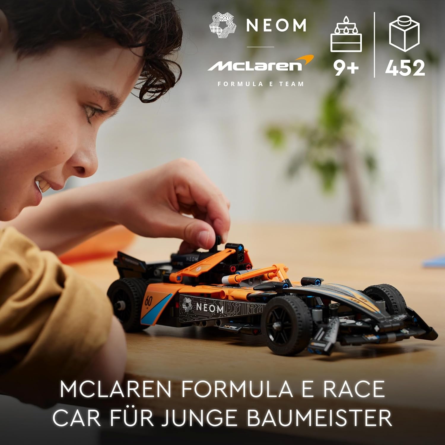 LEGO Technic NEOM Mclaren Auto da corsa di Formula E, Auto da corsa giocattolo per ragazzi e ragazze di 9 anni, Kit modello di auto, Decorazione per la camera dei bambini, Idea regalo di compleanno 42169 Set di costruzione Beuche den LEGO-Store